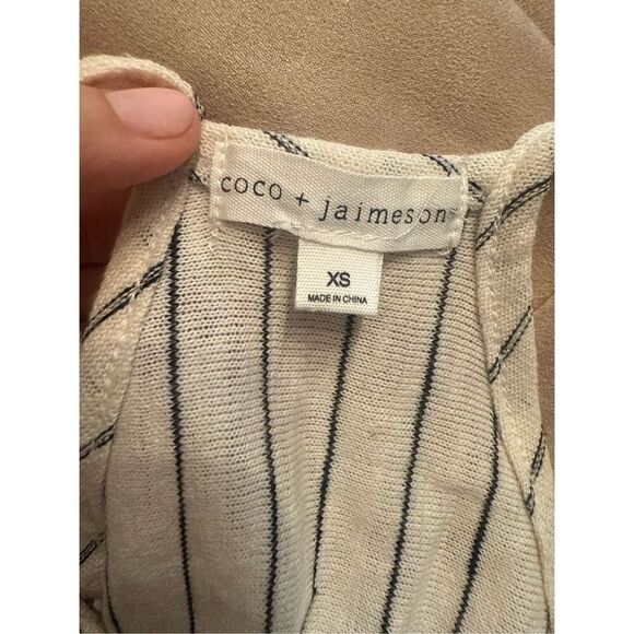 Coco + Jaimeson White Navy Blue Striped Sleeveless Embroidered Tank Top Size XS - Picture 4 of 4